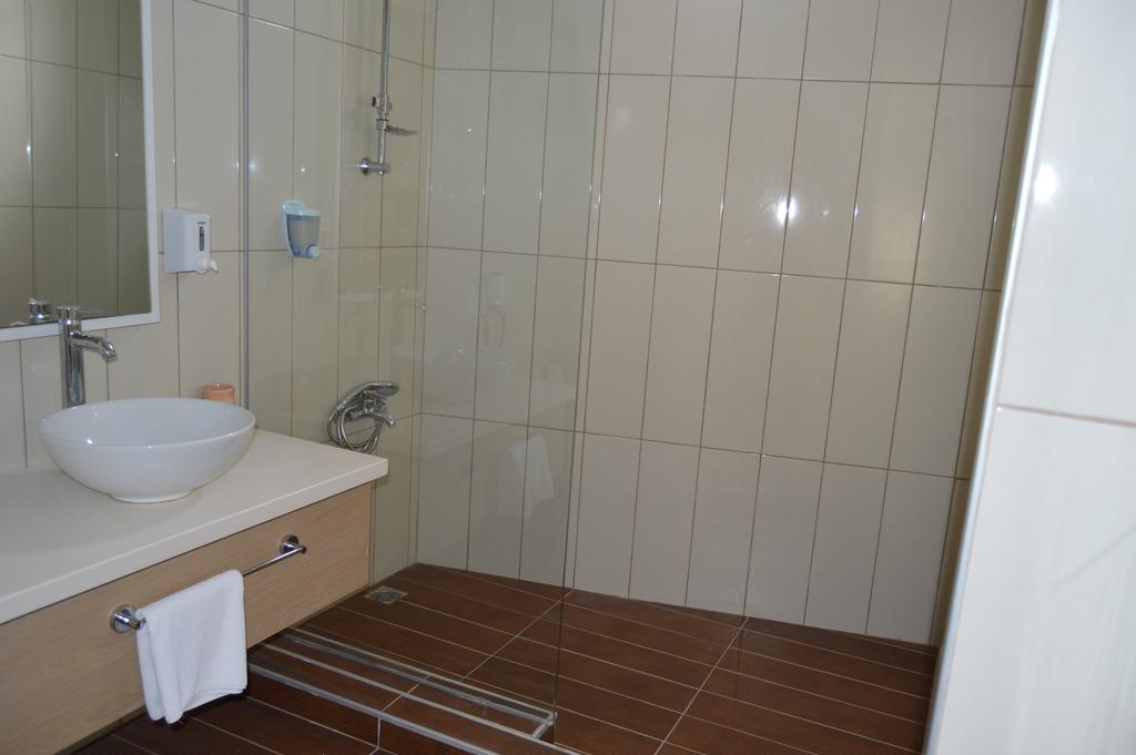 Kale Palace Hotel İmroz Екстериор снимка